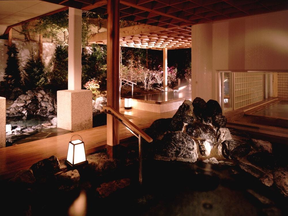 Hanabishi Hotel Hakodate Exterior photo