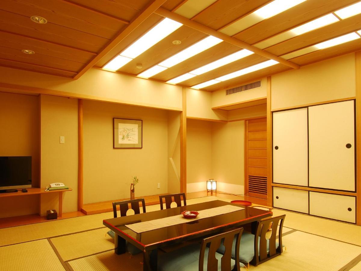Hanabishi Hotel Hakodate Exterior photo