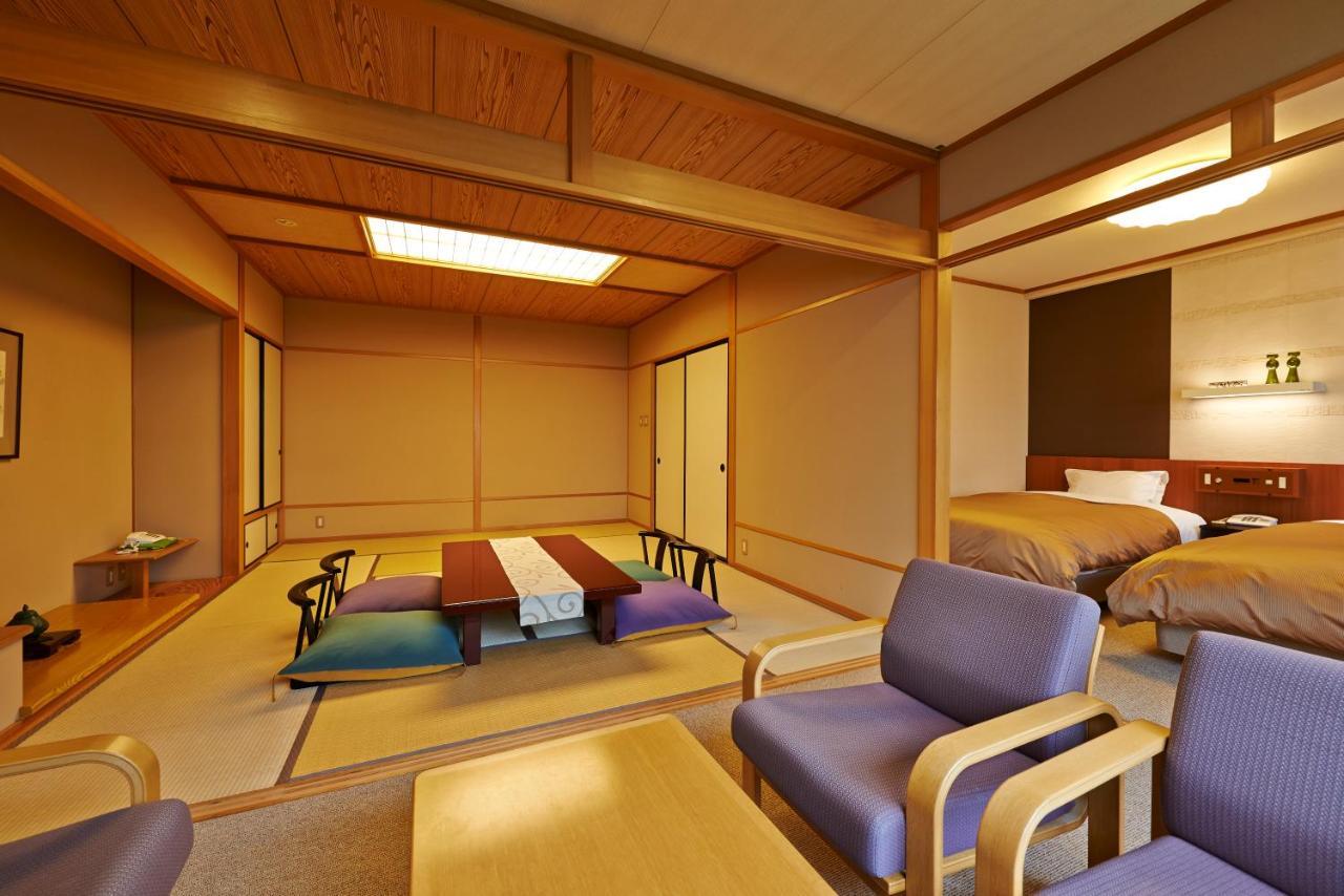 Hanabishi Hotel Hakodate Exterior photo