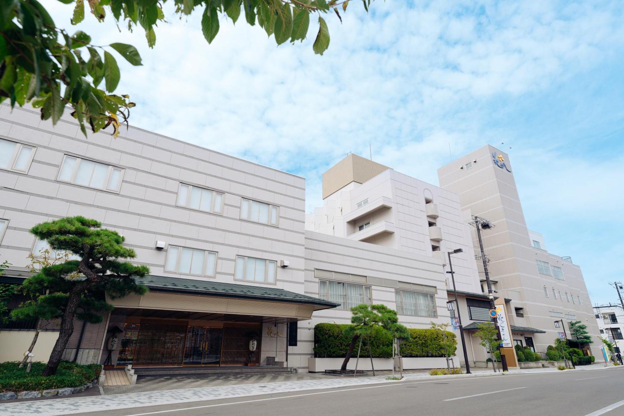 Hanabishi Hotel Hakodate Exterior photo