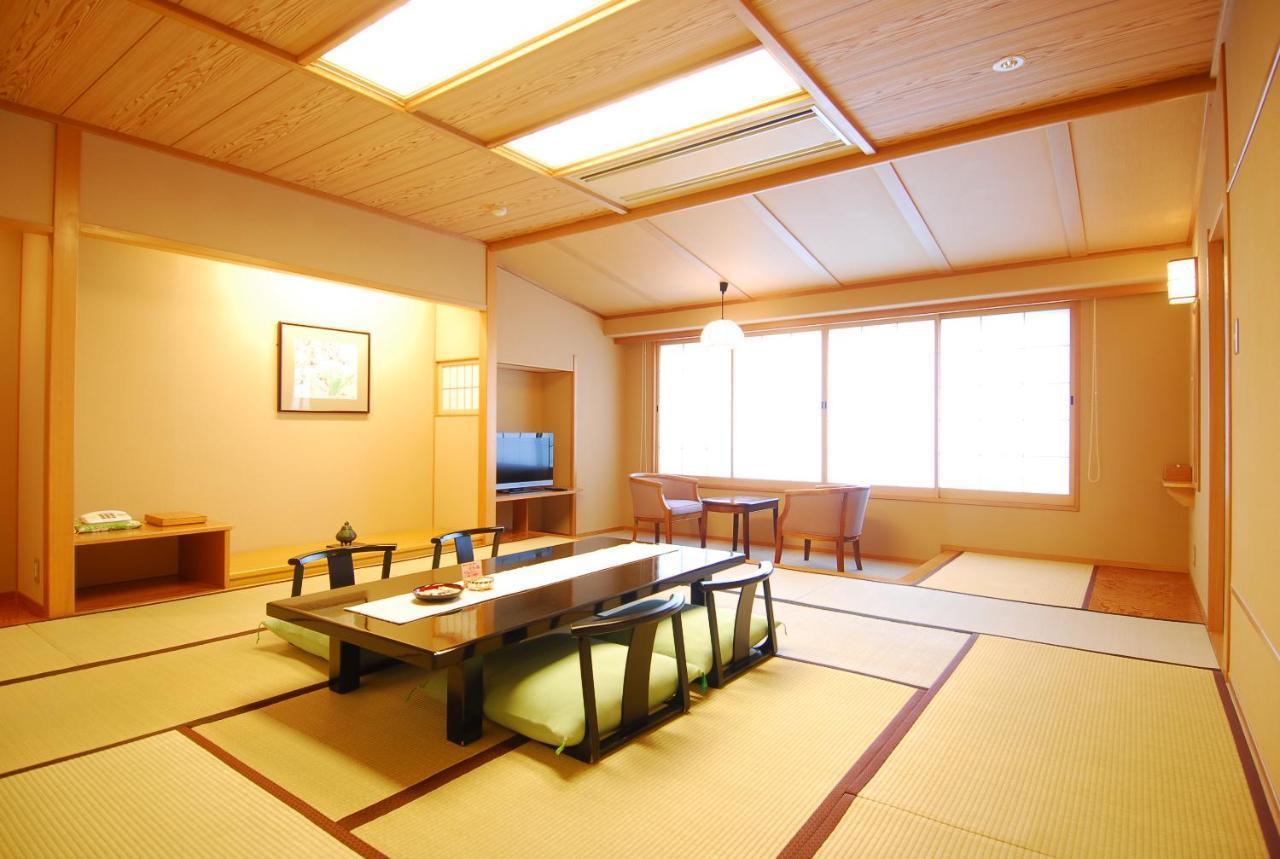 Hanabishi Hotel Hakodate Exterior photo